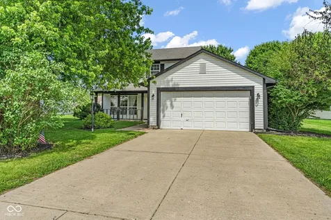 641 Saraina Lane New Whiteland IN 46184