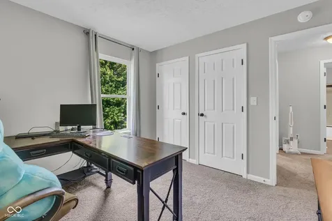 641 Saraina Lane New Whiteland IN 46184
