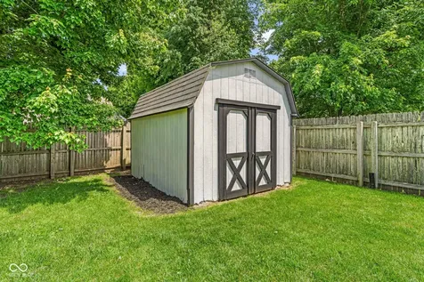 641 Saraina Lane New Whiteland IN 46184