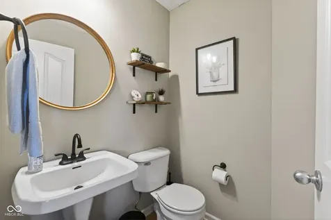 13975 Avalon Boulevard Fishers IN 46037