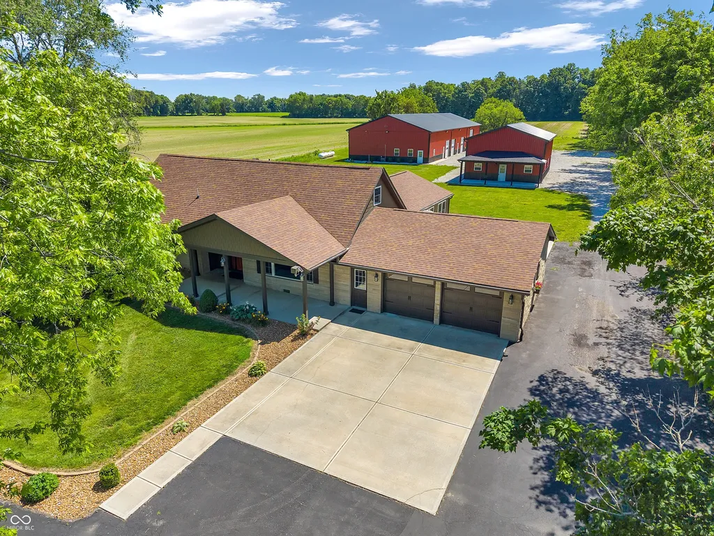 7661 S County Road 0 Clayton IN 46118