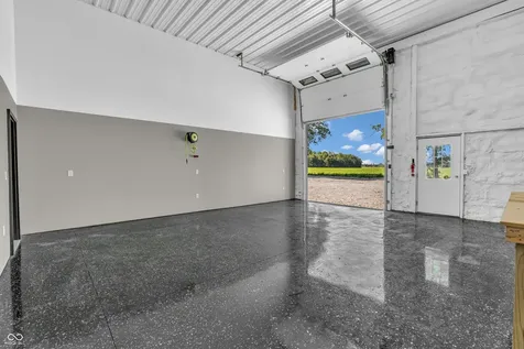 7661 S County Road 0 Clayton IN 46118