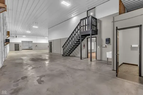 7661 S County Road 0 Clayton IN 46118