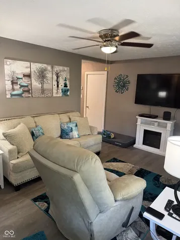 156 Hitchcock Drive Hope IN 47246