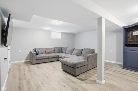 314 N 6th Avenue Beech Grove IN 46107