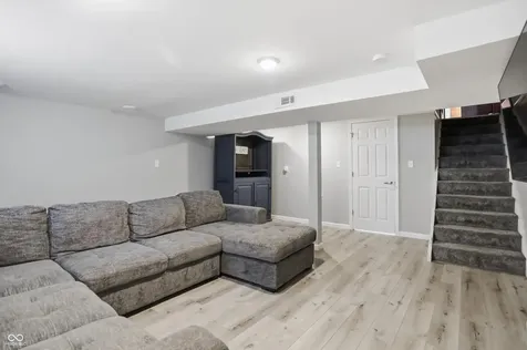 314 N 6th Avenue Beech Grove IN 46107