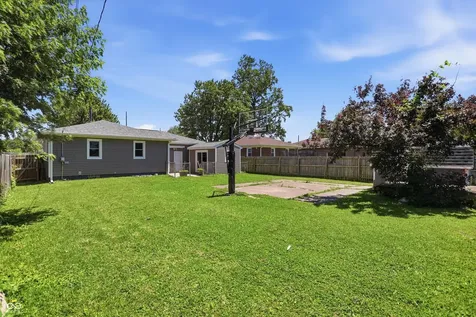 314 N 6th Avenue Beech Grove IN 46107