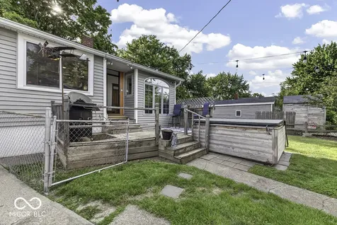 305 N 20th Beech Grove IN 46107