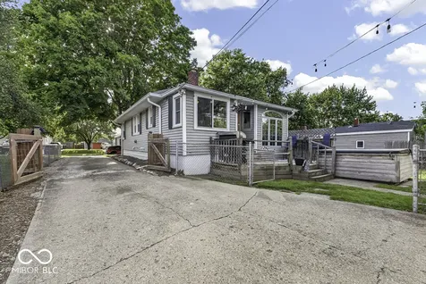 305 N 20th Beech Grove IN 46107