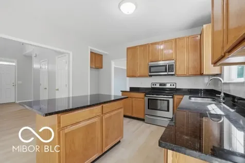 9601 Cypress Way Carmel IN 46032