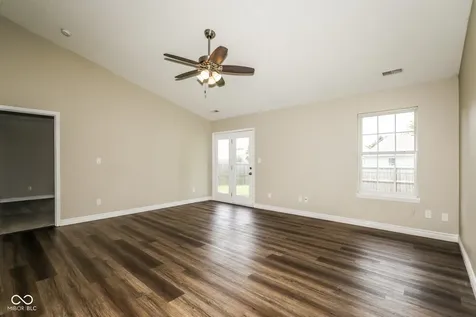 9790 Stonewall Lane Avon IN 46123