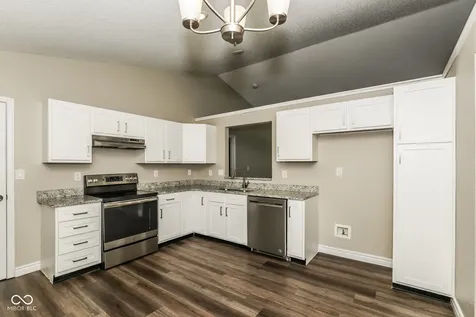 9790 Stonewall Lane Avon IN 46123