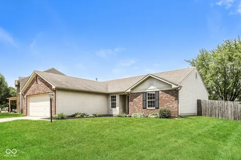 9790 Stonewall Lane Avon IN 46123