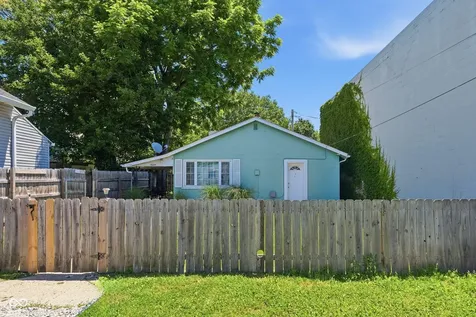 1529 Kennington Street Indianapolis IN 46225
