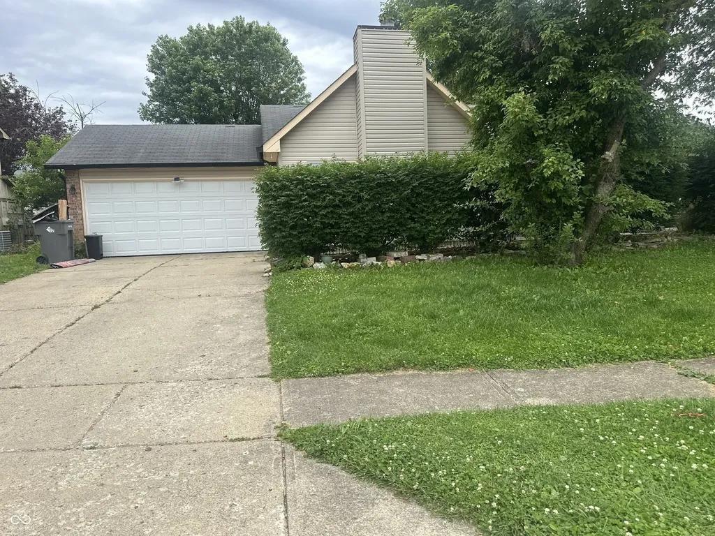 8437 Chittimwood Drive Indianapolis IN 46227