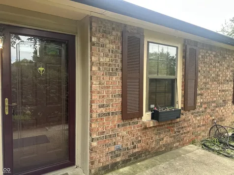 8437 Chittimwood Drive Indianapolis IN 46227