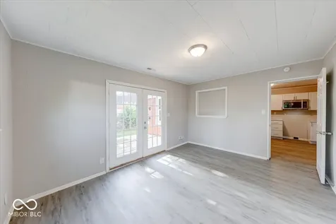 7821 Souter Drive Indianapolis IN 46219