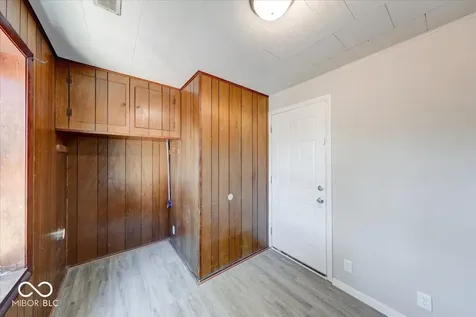 7821 Souter Drive Indianapolis IN 46219