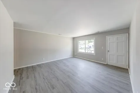 7821 Souter Drive Indianapolis IN 46219