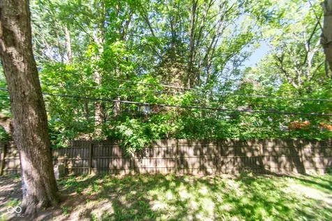 2236 Country Club Road Indianapolis IN 46234