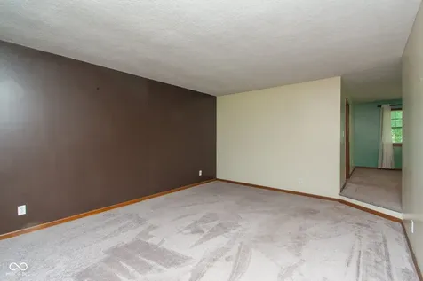 2236 Country Club Road Indianapolis IN 46234
