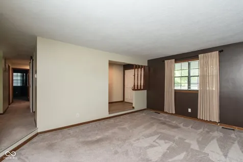 2236 Country Club Road Indianapolis IN 46234