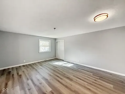 1208 Elizabeth Lane Terre Haute IN 47802