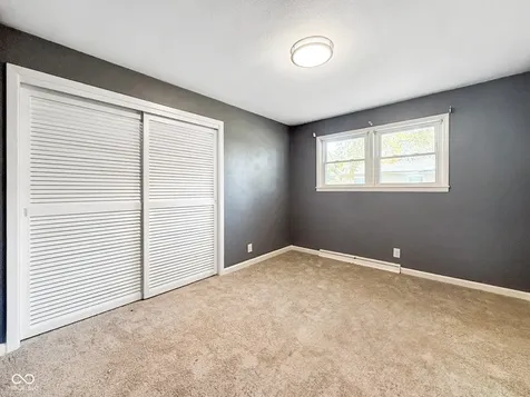 1208 Elizabeth Lane Terre Haute IN 47802