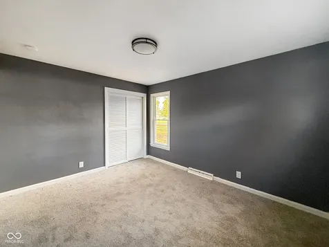 1208 Elizabeth Lane Terre Haute IN 47802