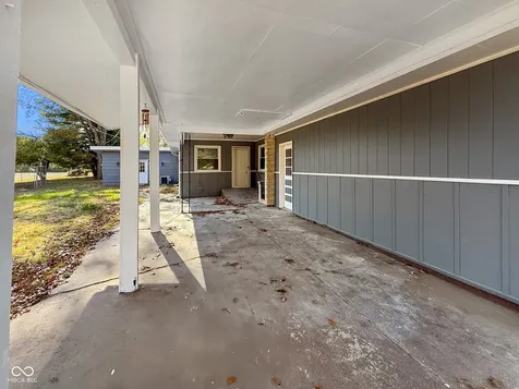 1208 Elizabeth Lane Terre Haute IN 47802