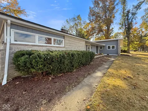 1208 Elizabeth Lane Terre Haute IN 47802