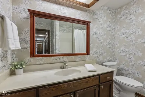 1853 Winding Ridge Court Indianapolis IN 46217