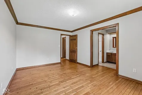 1853 Winding Ridge Court Indianapolis IN 46217