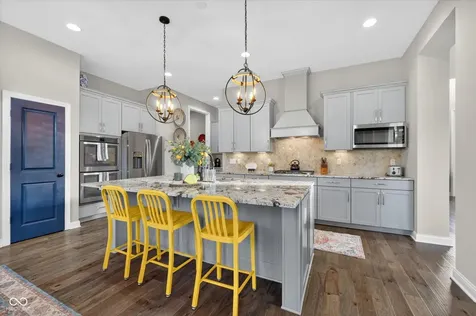 6507 Regents Park Court Zionsville IN 46077
