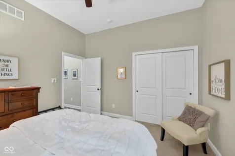 6507 Regents Park Court Zionsville IN 46077