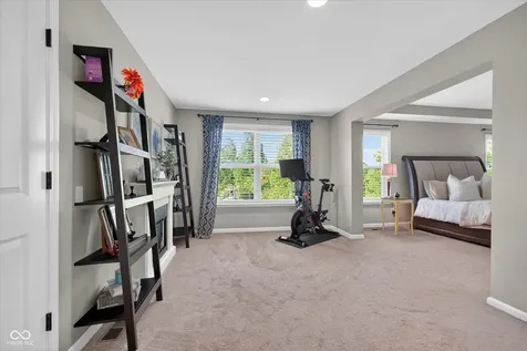 6507 Regents Park Court Zionsville IN 46077