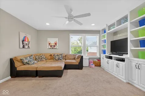 6507 Regents Park Court Zionsville IN 46077