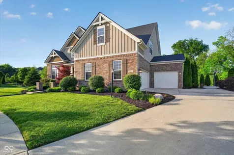 6507 Regents Park Court Zionsville IN 46077