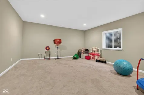 6507 Regents Park Court Zionsville IN 46077