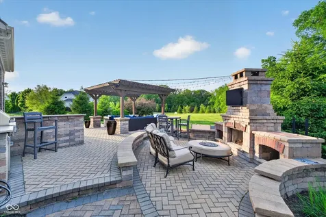 6507 Regents Park Court Zionsville IN 46077