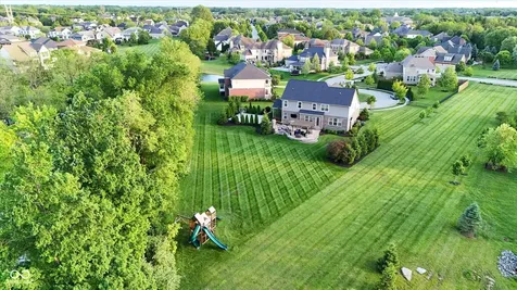 6507 Regents Park Court Zionsville IN 46077