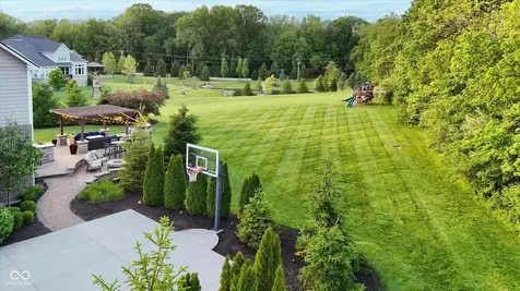 6507 Regents Park Court Zionsville IN 46077