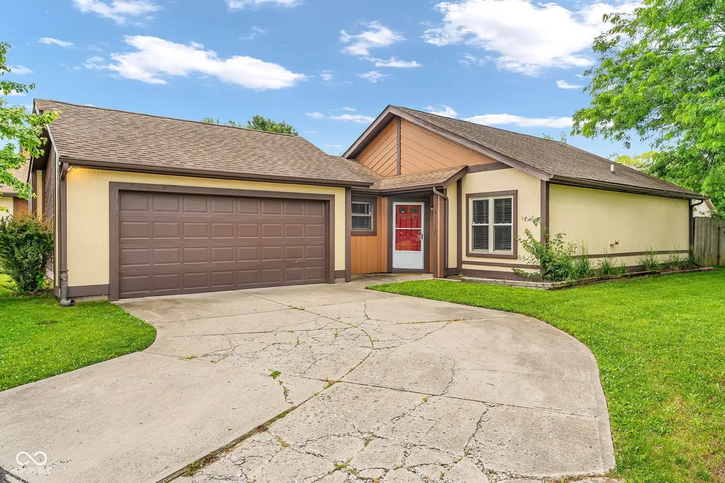 4112 Zinfandel Way Indianapolis IN 46254