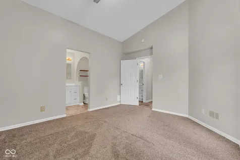 4112 Zinfandel Way Indianapolis IN 46254