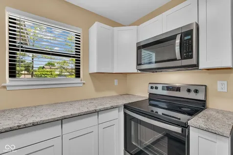 4112 Zinfandel Way Indianapolis IN 46254