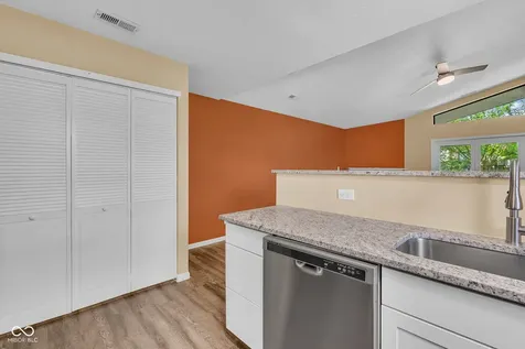 4112 Zinfandel Way Indianapolis IN 46254