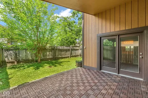 4112 Zinfandel Way Indianapolis IN 46254