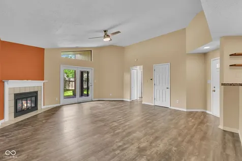 4112 Zinfandel Way Indianapolis IN 46254
