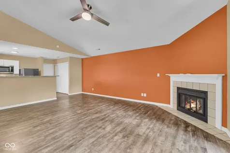 4112 Zinfandel Way Indianapolis IN 46254