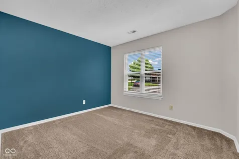 4112 Zinfandel Way Indianapolis IN 46254
